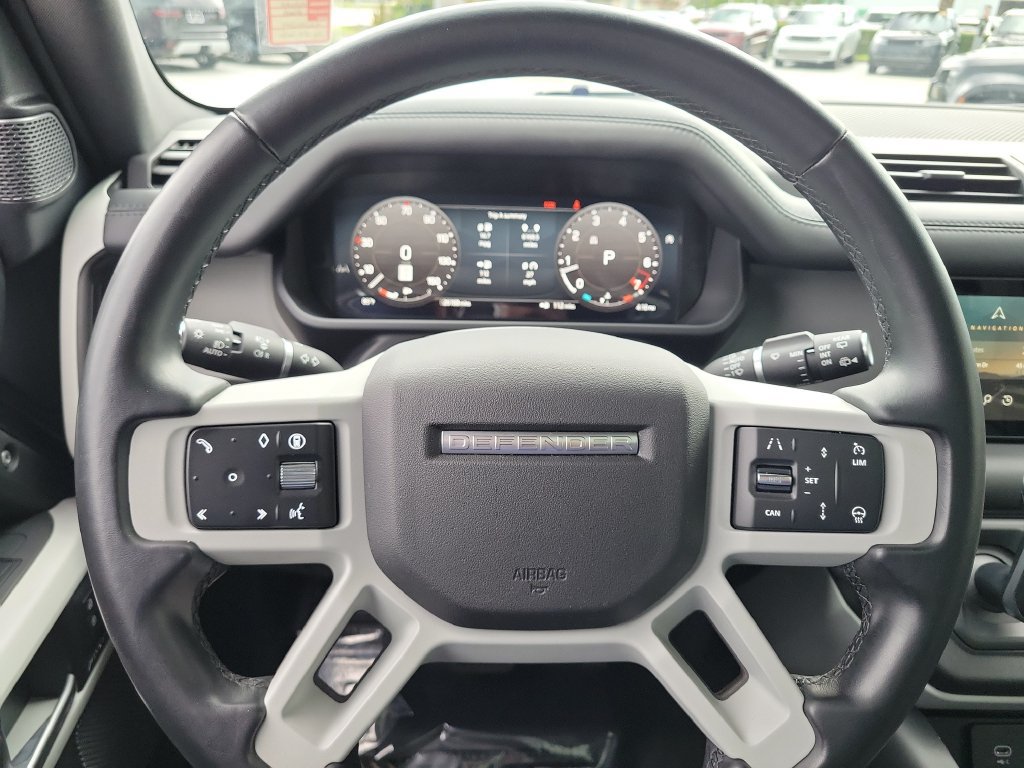 Certified 2024 Land Rover Defender 110 S AWD/4WD image 29
