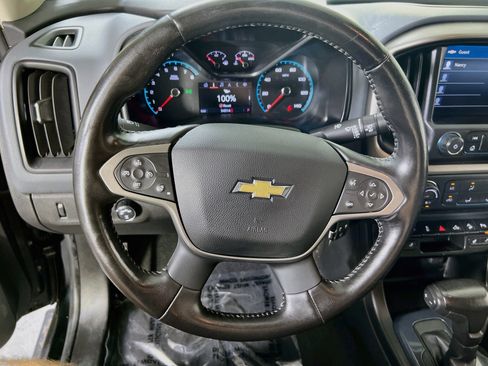Used 2021 Chevrolet Colorado Z71 AWD/4WD image 11