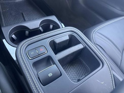 Used 2025 Ford Mustang Mach-E Premium RWD image 31