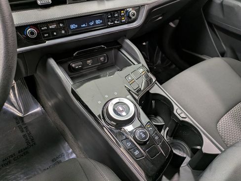 Certified 2024 Kia Sportage LX image 13