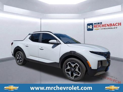 Used 2022 Hyundai Santa Cruz Limited image 1