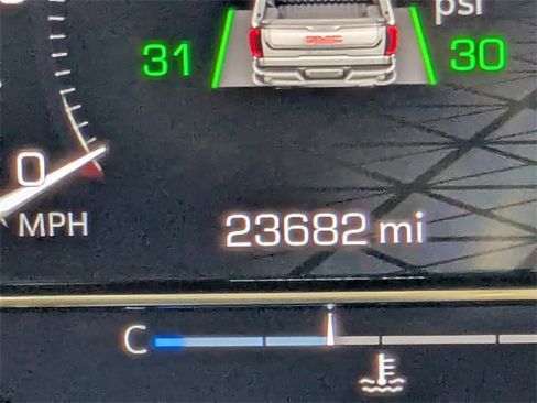Used 2024 GMC Sierra 1500 Elevation image 27