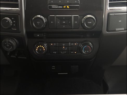 Used 2016 Ford F150 XLT w/ Equipment Group 301A Mid AWD/4WD image 31