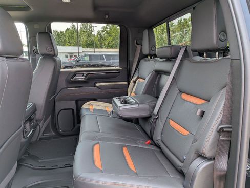 New 2026 GMC Sierra 2500 AT4 w/ AT4 Premium Plus Package AWD/4WD image 22
