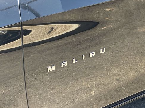 Used 2023 Chevrolet Malibu LT FWD image 26