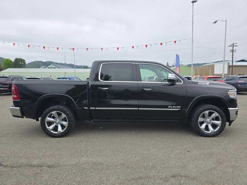 Used 2022 RAM 1500 Limited AWD/4WD image 6