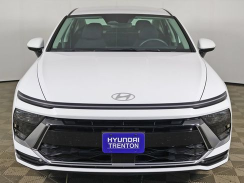 Used 2025 Hyundai Sonata SEL FWD image 10
