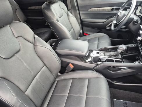 Used 2025 Kia Telluride EX image 20