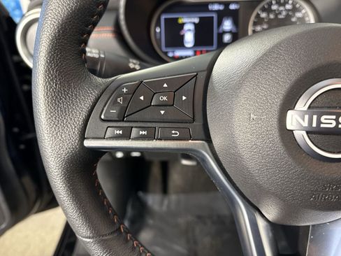 Certified 2025 Nissan Versa SR w/ Trunk Package image 11