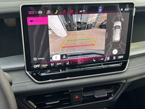 New 2026 Volkswagen Tiguan SE R-Line image 23