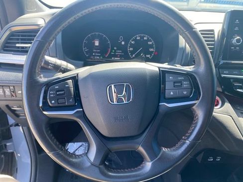 Used 2025 Honda Odyssey Sport-L image 19