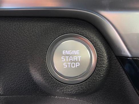 Certified 2025 Kia Telluride SX Prestige AWD/4WD image 35
