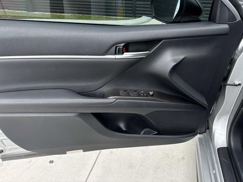 Used 2021 Toyota Camry XSE image 21