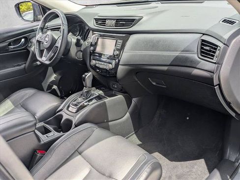 Used 2018 Nissan Rogue SL w/ Premium Package FWD image 23