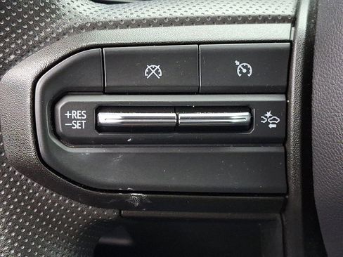 Used 2025 Chevrolet Colorado Trail Boss image 21