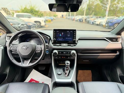 Certified 2021 Toyota RAV4 XSE w/ Weather Package AWD/4WD image 23