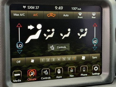 Used 2023 Jeep Gladiator Sport AWD/4WD image 22