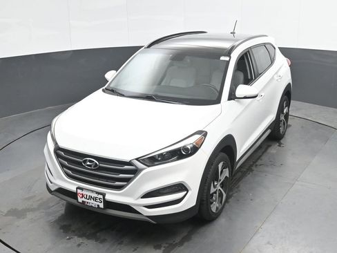 Used 2017 Hyundai Tucson Value AWD/4WD image 28