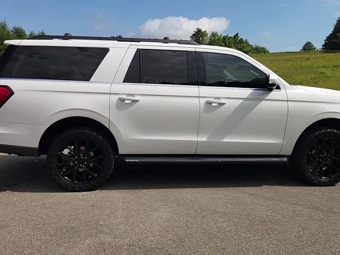 Used 2022 Ford Expedition Max XLT RWD image 18