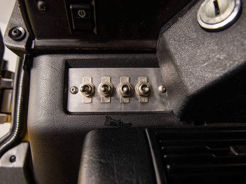 Used 1997 Land Rover Defender 90 AWD/4WD image 46