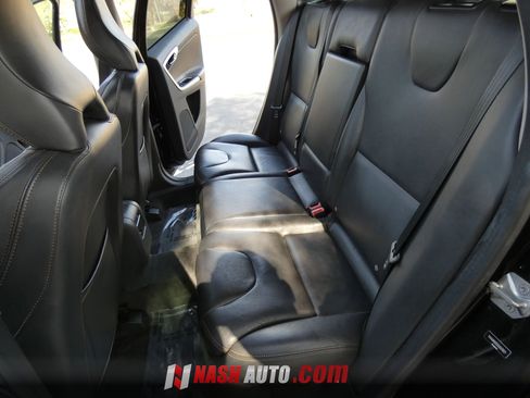 Used 2017 Volvo XC60 T5 Dynamic w/ Preferred Option Package FWD image 42