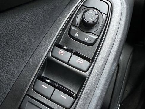 Used 2025 Subaru Crosstrek 2.5i Wilderness image 18