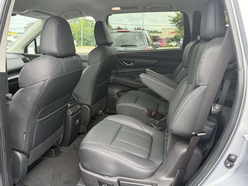 Certified 2026 Subaru Ascent Premium AWD/4WD image 15