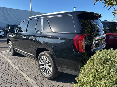 Used 2021 GMC Yukon Denali w/ Denali Premium Package image 5