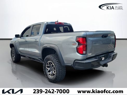 Used 2024 Chevrolet Colorado ZR2 AWD/4WD image 4
