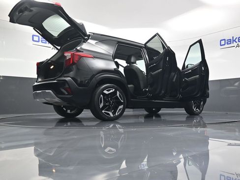 Certified 2024 Kia Seltos SX w/ SX Sunroof Package image 65