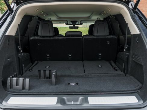 Used 2024 INFINITI QX60 Sensory w/ Cargo Package AWD/4WD image 28