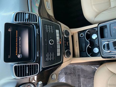 Used 2018 Mercedes-Benz GLE 350 GLE 350 Sport Utility 4D image 26