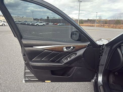 Used 2019 INFINITI Q50 Luxe image 25