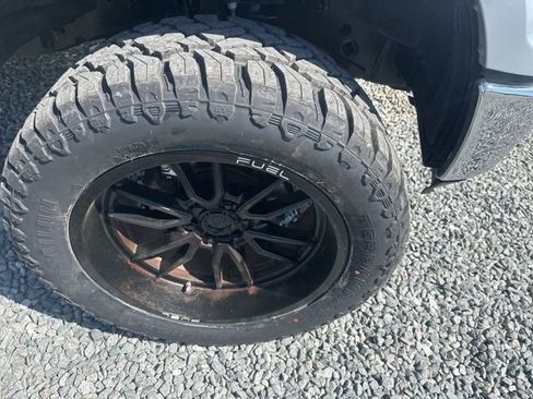 Used 2018 Ford F150 XLT image 9