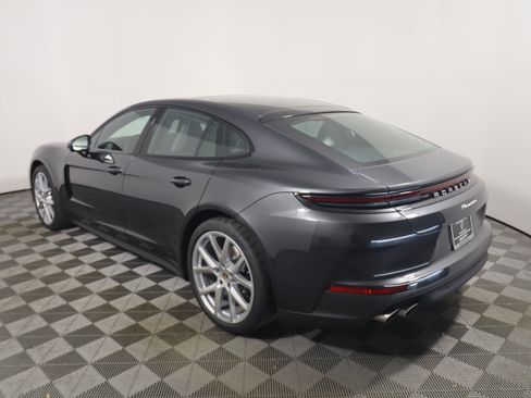 New 2026 Porsche Panamera image 3