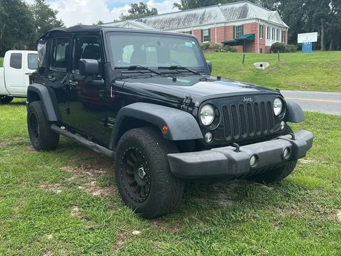 Used 2016 Jeep Wrangler Unlimited Sport w/ Max Tow Package AWD/4WD image 13