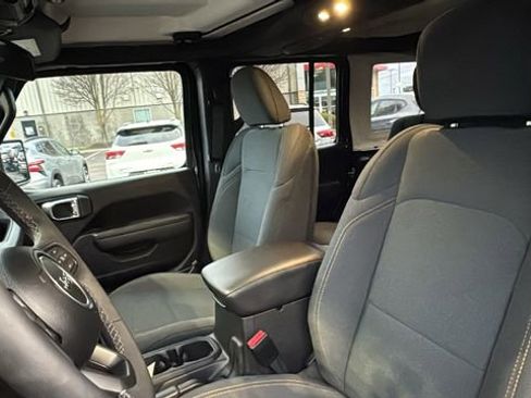 Used 2025 Jeep Wrangler Unlimited Sport S 4xe image 30