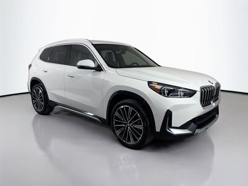 New 2026 BMW X1 xDrive28i w/ Technology Package AWD/4WD image 4