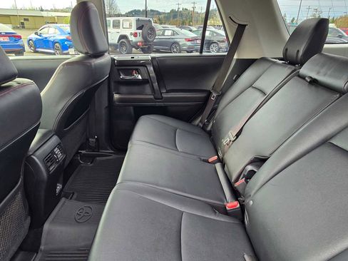 Certified 2024 Toyota 4Runner TRD Off-Road Premium w/ Moonroof Package image 19