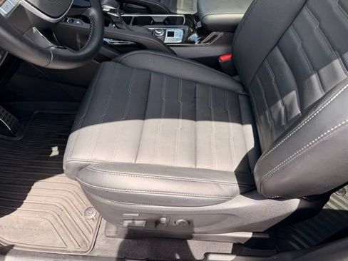 Used 2025 Kia Telluride SX Prestige AWD/4WD image 31