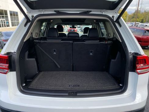 Used 2018 Volkswagen Atlas SEL Premium image 10