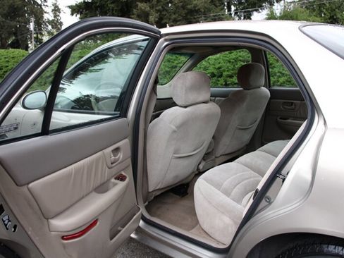 Used 1999 Buick Century Limited FWD image 14