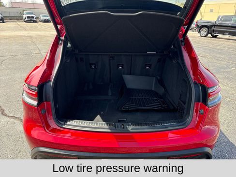 Used 2024 Porsche Macan Turbo AWD/4WD image 23