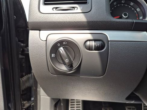 Used 2009 Volkswagen GTI 2-Door FWD image 17