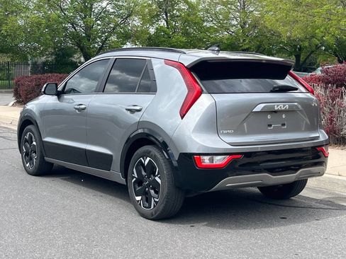 Used 2023 Kia Niro Wind image 3