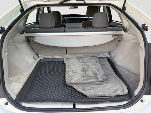 Used 2013 Toyota Prius Two FWD image 14