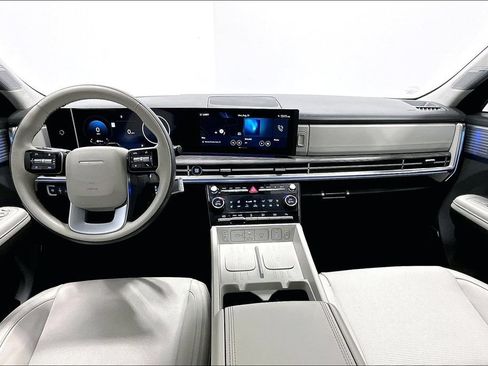 Used 2025 Hyundai Santa Fe Calligraphy FWD image 18