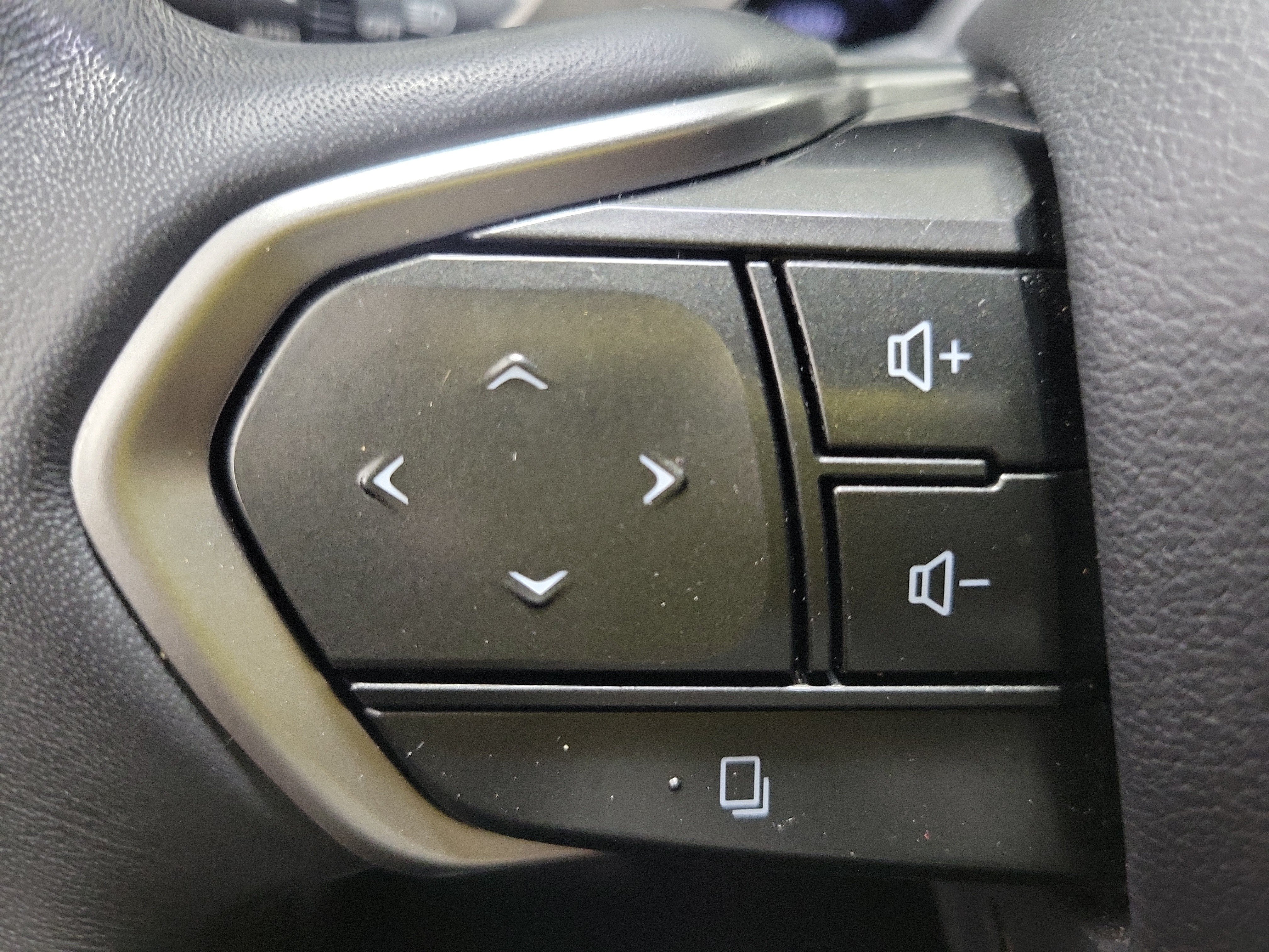 Used 2023 Lexus RX 350 AWD w/ Accessory Package (Z1) image 22