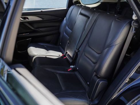 Used 2019 MAZDA CX-9 Touring w/ Touring Premium Package image 24