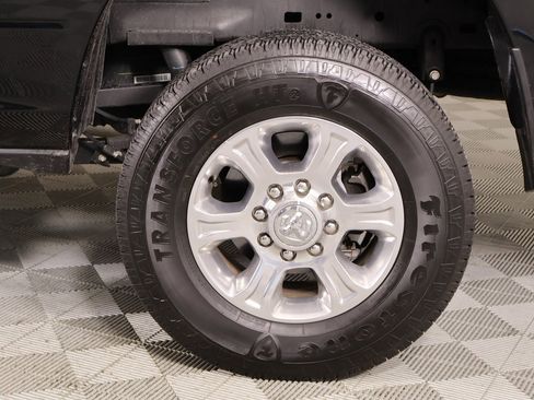 Used 2024 RAM 2500 Big Horn w/ Bed Utility Group image 17